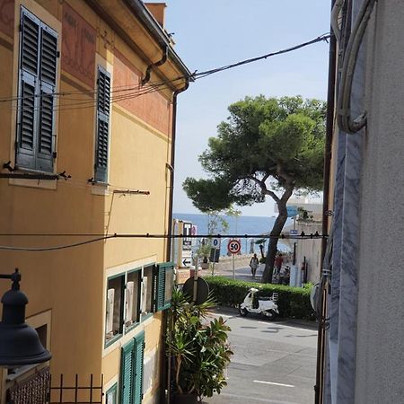 Appartamento In Centro A 30M Dal Mare Spotorno Dış mekan fotoğraf