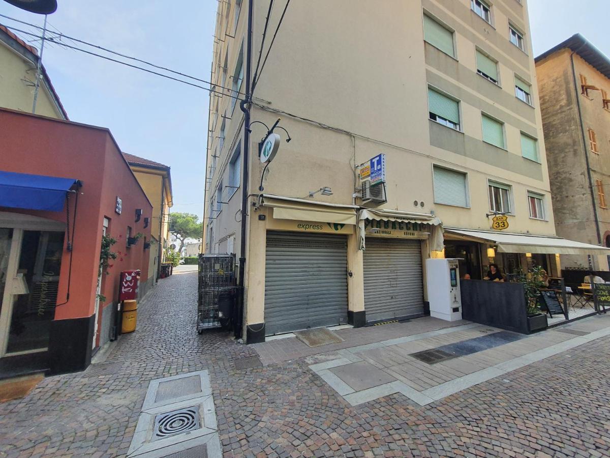 Appartamento In Centro A 30M Dal Mare Spotorno Dış mekan fotoğraf